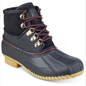NIB Tommy Hilfiger Rinah Black Lace Up Quilted Duck Boots 7